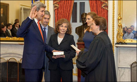 John Kerry takes State Department oath